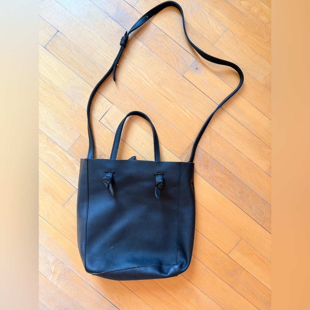Nisolo Black Leather Tote Bag